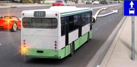 The driver of which vehicle has the advantage in this situation?